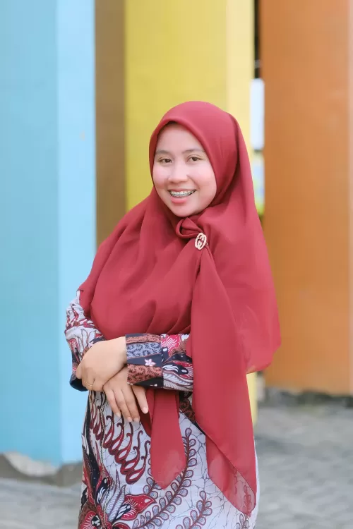 Delta Surya Ni Wahyu, S.Hum,M.Pd