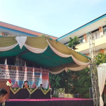 KEGIATAN WISUDA SMA MUHAMMADIYAH 3 TULANGAN  TAPEL 2021/2022