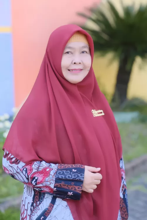 Khuswatul Khasanah, S. PdI