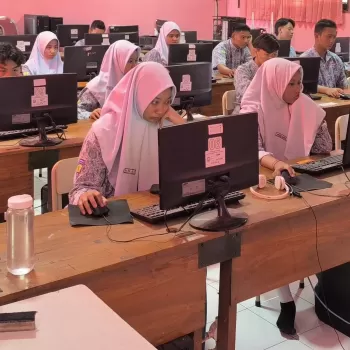 Puluhan Siswa Smamuga Tulangan Sukses Lakukan ANBK 2024